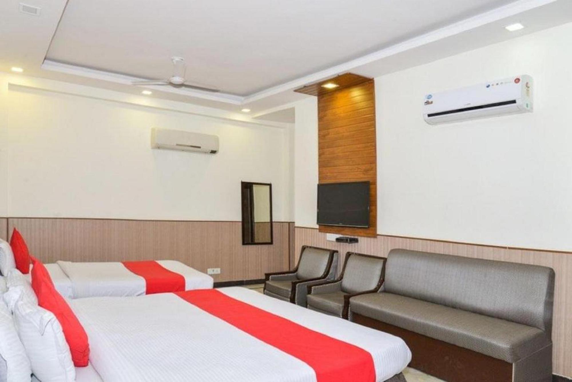 Hotel Shanti House New Delhi Karnail Singh Stadium Gate No 1 外观 照片